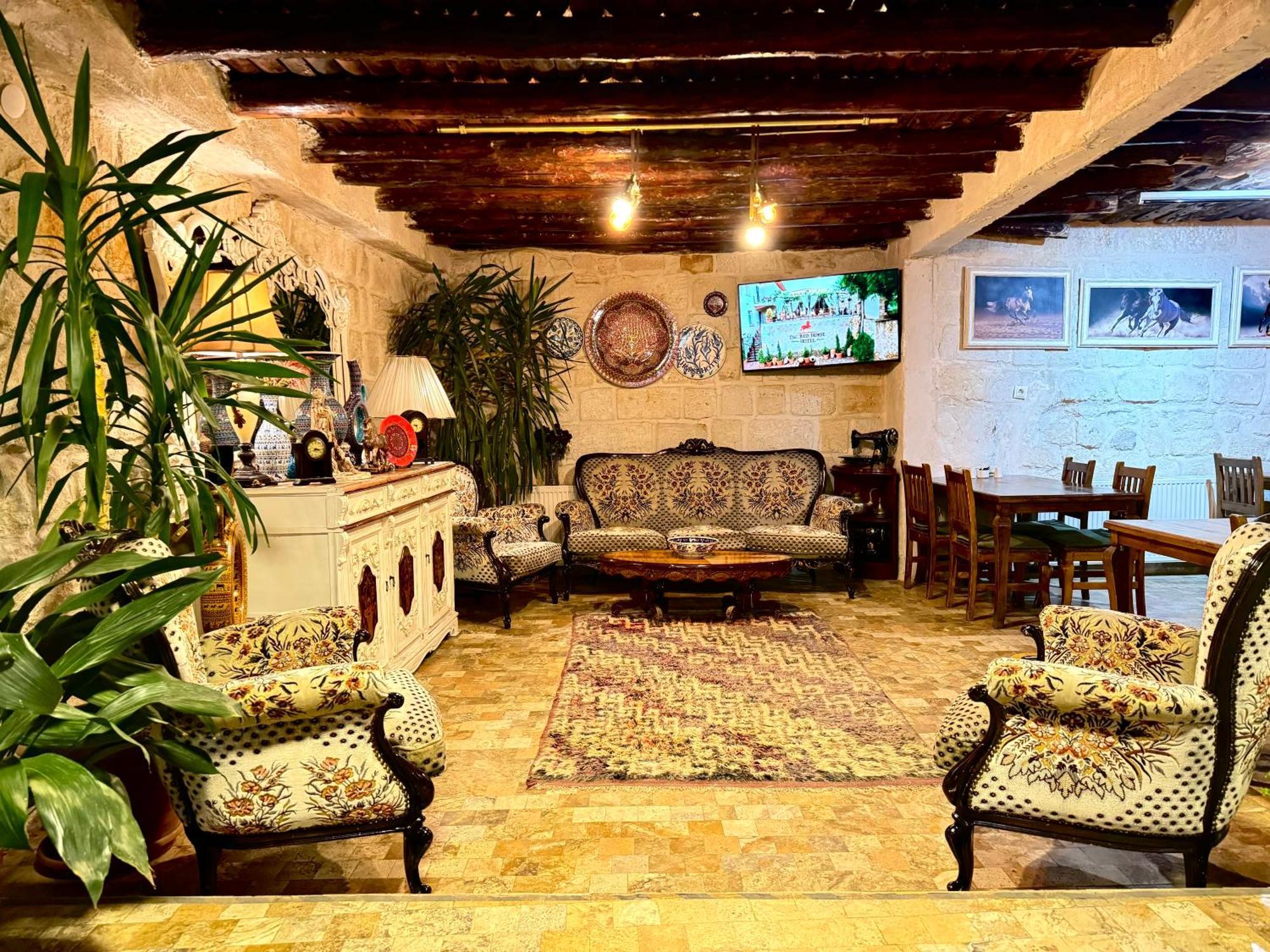The Red Horse Hotel Ургуп Экстерьер фото