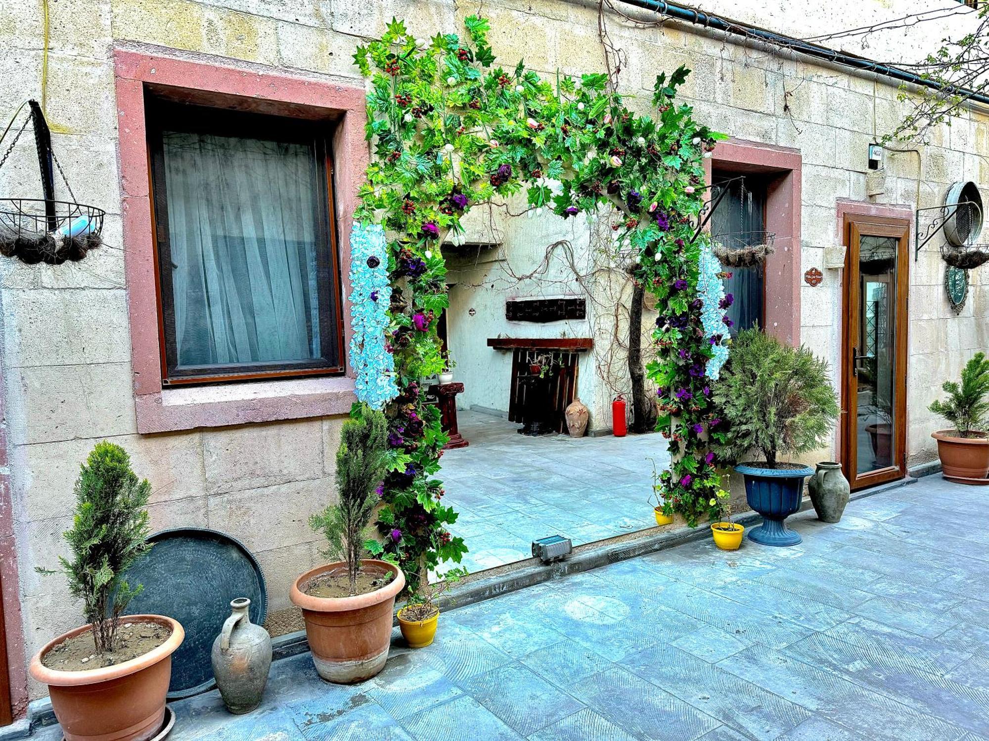 The Red Horse Hotel Ургуп Экстерьер фото