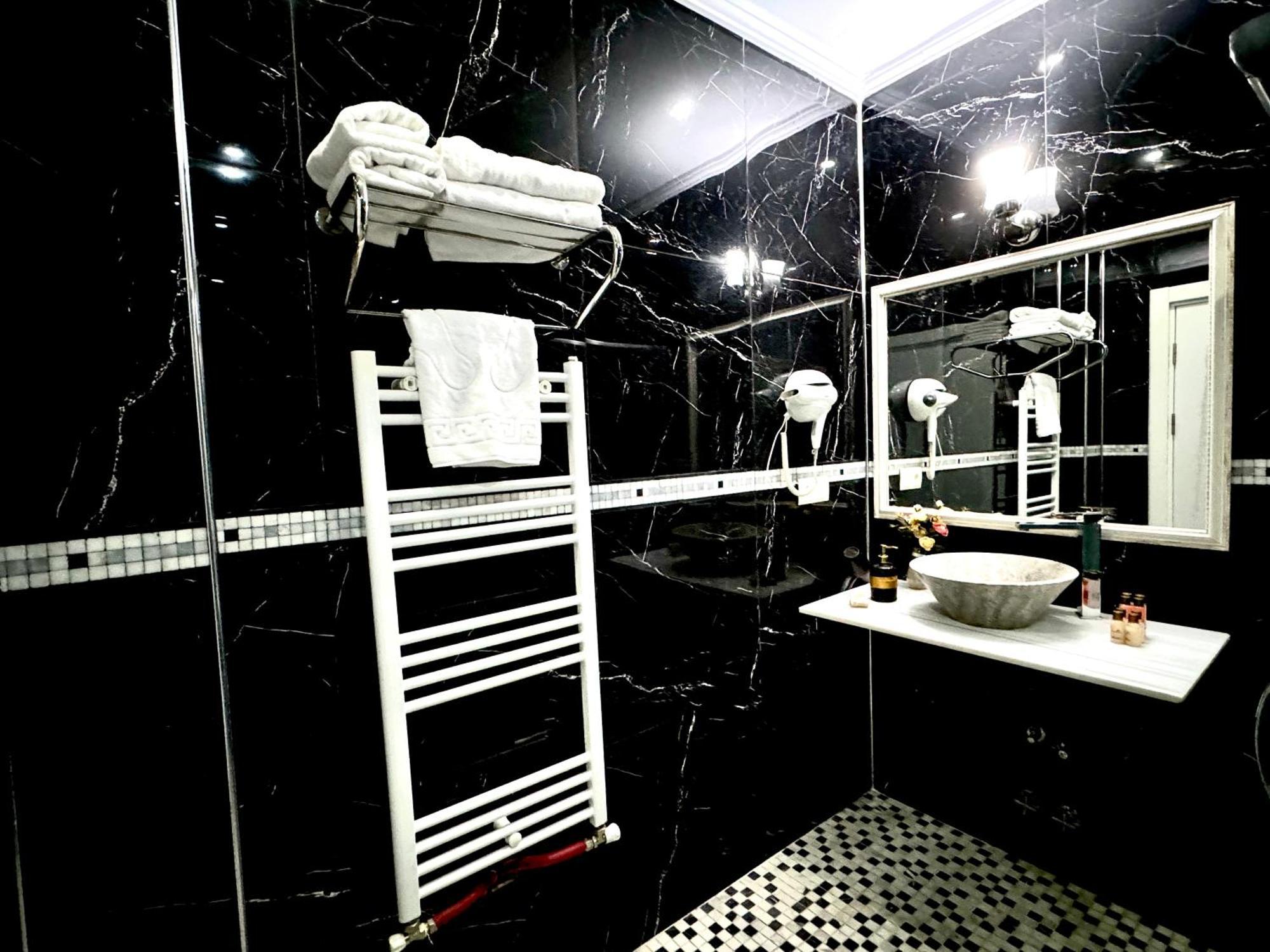 The Red Horse Hotel Ургуп Экстерьер фото