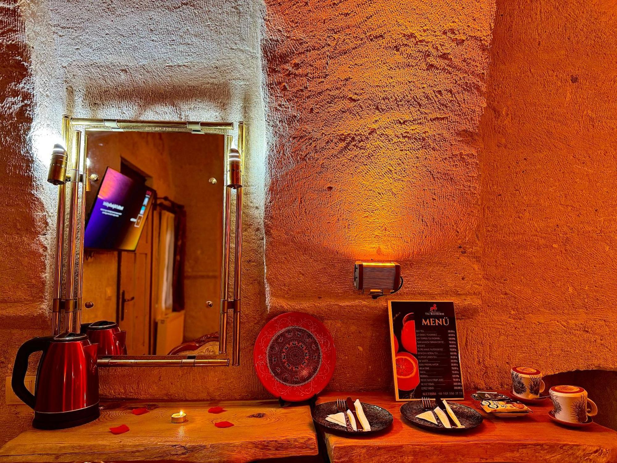 The Red Horse Hotel Ургуп Экстерьер фото